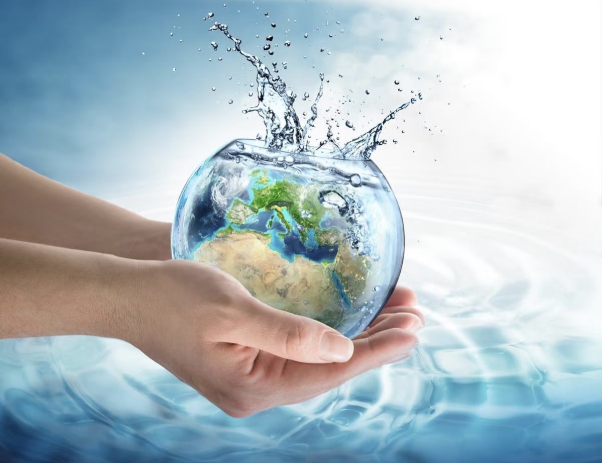 ​城市“生命线”的绿色蜕变：现代污水处理如何塑造宜居、可持续发展的未来之城